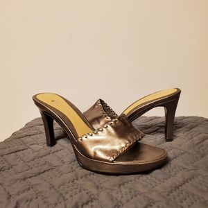 Pewter Silver Super Cute Heels